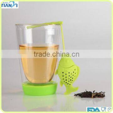 2015 New Design FDA/LFGB Funny Fishing Shape Silicone Tea Infusers