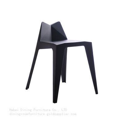 Plastic Geometric Chair Large Seat Low Back DC-N31