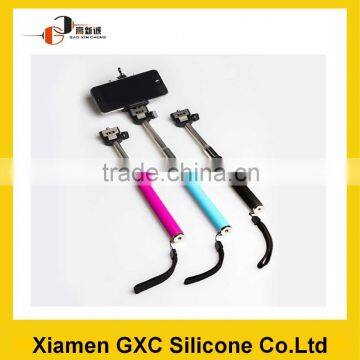 promotional bluetooth selfie stick silicone handheld