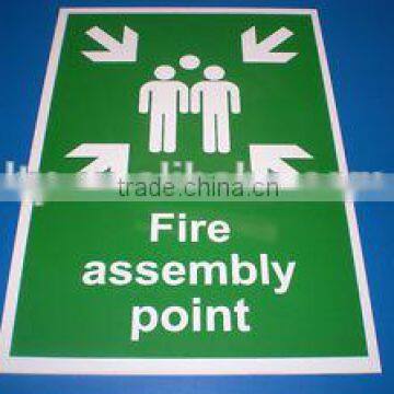 FIRE ASSEMBLY POINT - A4 HEALTH AND SAFETY SIGN IN RIGID PVC WATERPROOF (M-CS075)