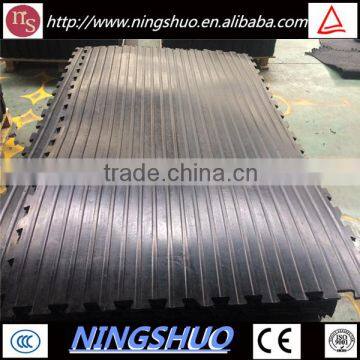 Trade Assurance interlocking horse stall matting, horse barn rubber floor mat