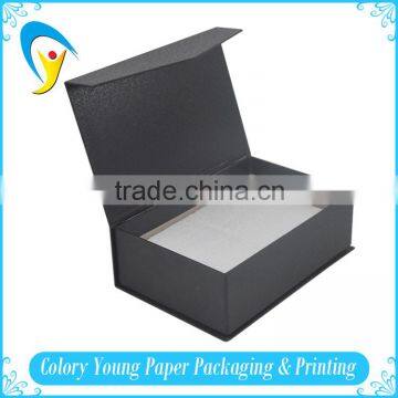 Black Color Gold Stamping Printing Cardboard Magnetic Flap Closure Boxes