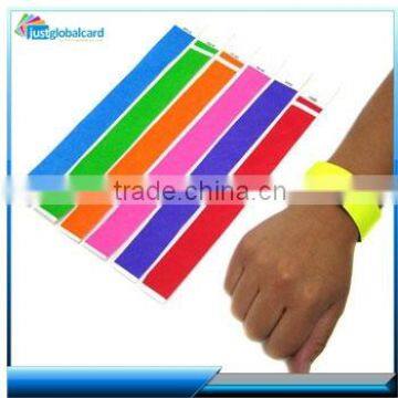 Access Control LF/HF/UHF 860~960Mhz uhf rfid wristband RFID bracelet                        
                                                Quality Choice