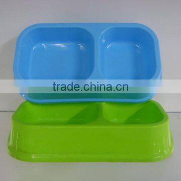 Middle sized rectangular double dinner pet bowl plastic TG82752