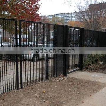 CE Certificated Galvanized and PVC Coated Welded Wire Mesh Fence photo-5