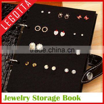 Wholesale Protable Creative Leather Fashionable Folding Earring Organizer photo-2