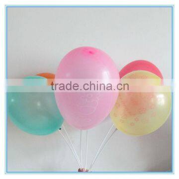 Different color flat balloons