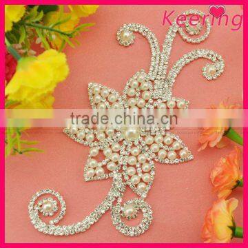 Newest Silver Large Rhinestone and Pearl Embellishment for Decoration WRE-242