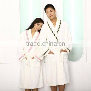 2016 Best Selling 100% Polyester Shawl Collar White bath robe