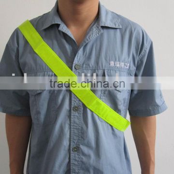 reflective safety belt