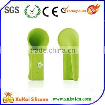 grass green silicone cell phone horn speaker