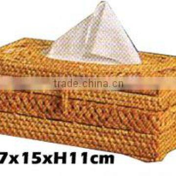 Rattan tissue box with lid