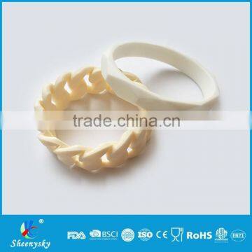 Factory Directly Selling Cheap Silicone Bracelet/silicone Wristbands photo-4