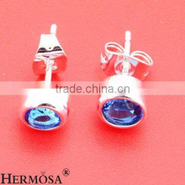 Charming Round Small Blue Topaz 925 Sterling Silver Lady Stud Earrings