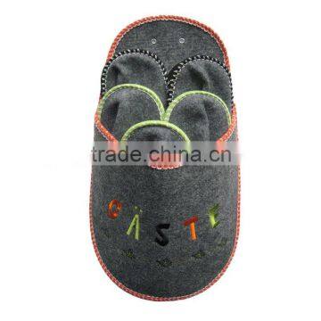 hot sales indoor felt guest slipper set