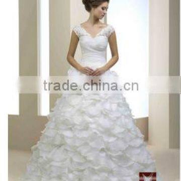 French Design Ball Gown Wedding Dress / Gown Organza Shuttlecocks Drapery Eyelash Lace photo-2