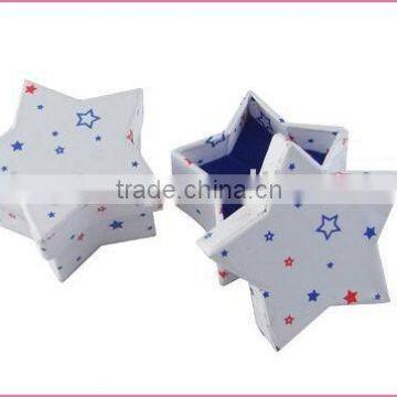 Star-shaped gift box