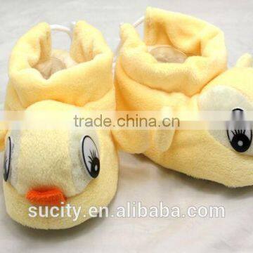 Wool Feel Fabric Newborn Baby Moccasin Shoe Pattern in Animal Shape