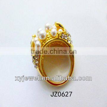 Latest design jewelry ring with pearls and gold plating on sale