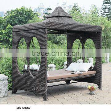 popular garden ratttan swing bed with canopy/ outdoor rattan hanging swing