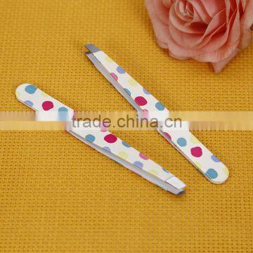 Colorful Round Tip Shape Cover Eyebrow Tweezer in Beauty Salon photo-5