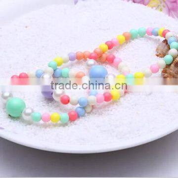 Zm35070a Cute Girl Fashion Bead Necklace Set Children Plastic Bracelet Accessory photo-3