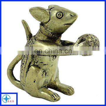 Classic antique metal mouse statues