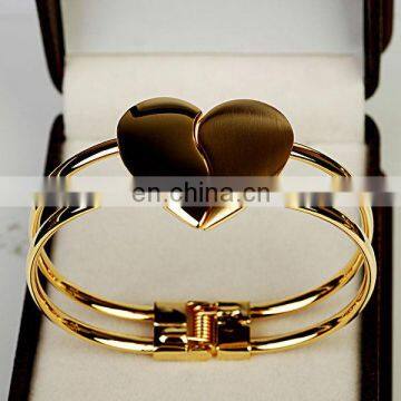 2013 fashion metal belt buckle shape bracelet