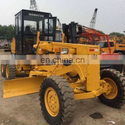 Japan Komatsu GD305A motor grader, 2016 model  Komatsu grader GD305 good condition