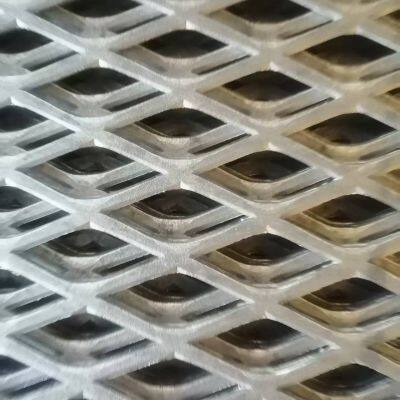 Hot-Dip Galvanized Expanded Metal Mesh 0.5-14mm Thickness in Iron Pallet Packing photo-5