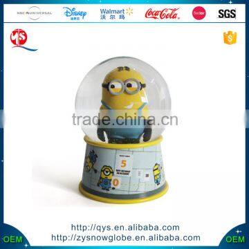 High Quality Minion Snow Globe Cartoon Minion Snow Globe With Resin Cartoon Snow Globe