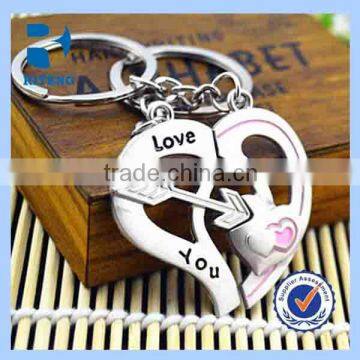 Wholesale fashion cute couple keychain heart and soul keychain half heart keychain