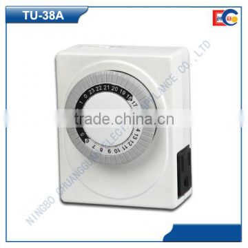 USA plug 24 hour timer with mechanical clock