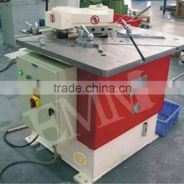 EMX6x200Z Heavy duty hydraulic corner notching machine (cutting angle fixed)