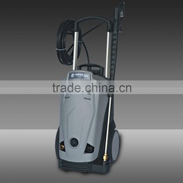 Automatic pool cleaner