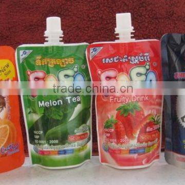 Small cheap semi-automatic Stand-up pouch laundry detergent filling machine