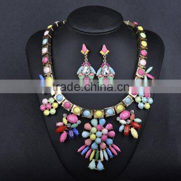 Hot multicolor resin necklace fashion jewelry set