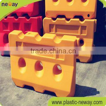 China factory made traffic barriers portable plastic pliable road barrier
