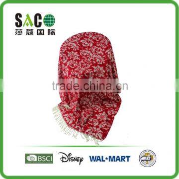 Fashion leaf pattern red woolly scarf with white tassels