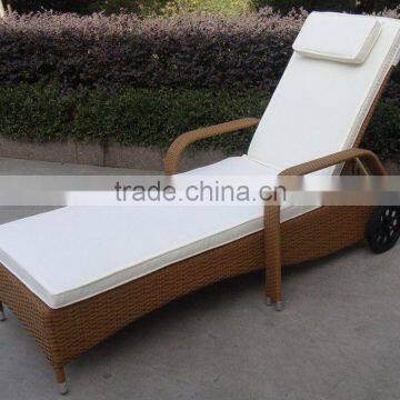 Hot sale rattan sunbed