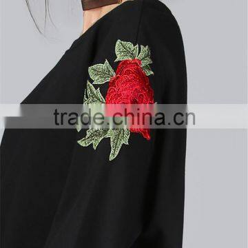 Customized Design Embroidered Roses Longline Sweatshirt Black Oversized Fleece Pullover For Women photo-4