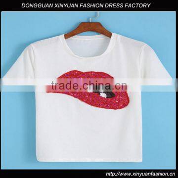 Special Street Style T shirt With Sequined Lip Print