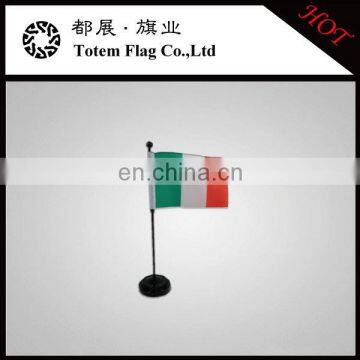 Table Flag of Italy / Italy Table Flag Desk Flag