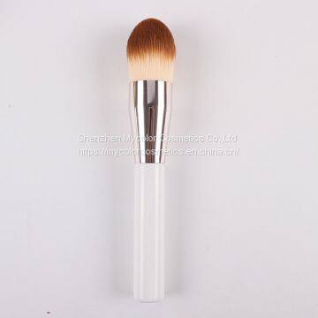 Multifunction Arrowhead Flame Powder Brush Foundation Brush