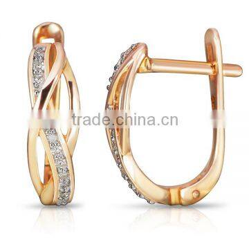 14K Rose gold earring with diamonds