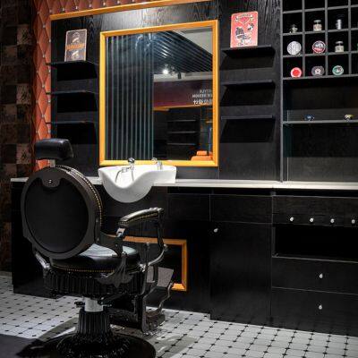 Hot Sale New Classic Barber Chair and Barber Station Design Heavy Duty Antique Style Barber Chair With Bronze Rivets