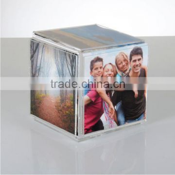 Unique Design Clear Acrylic Cube Photo Frame