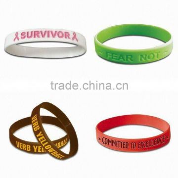 2015 new high quality fashion cheap custom silicone bracelets