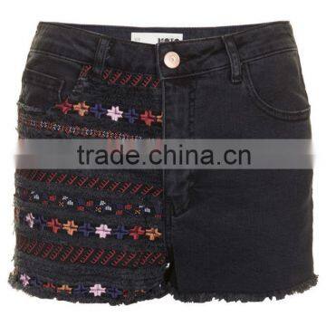 GIRLS EMBROIDERED DENIM HOTPANTS