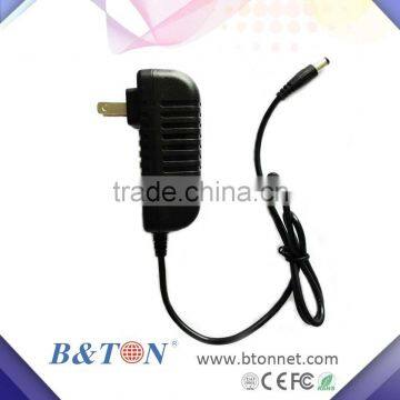 universal 12v 3a power adapter